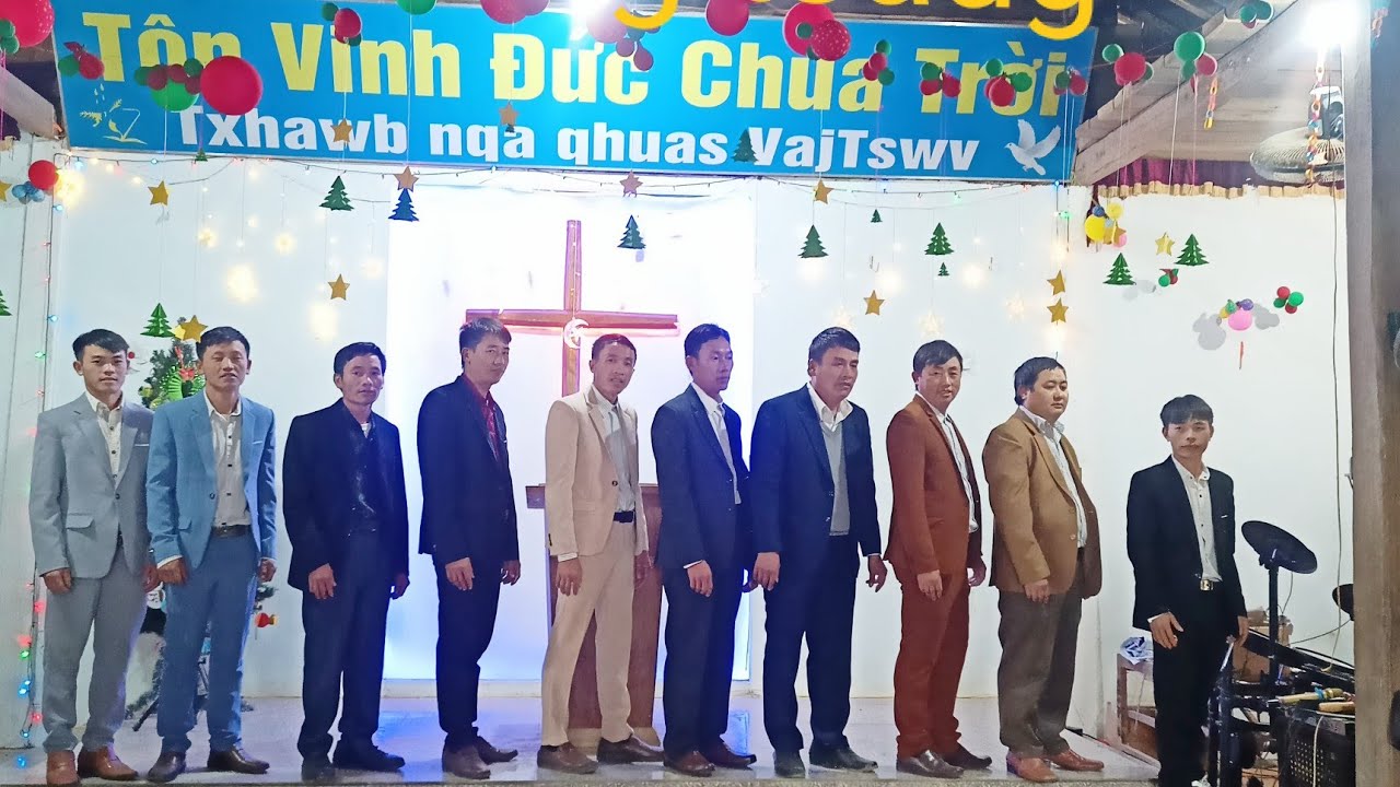 thawj coj hu nkauj ua cov ntseeg tsaug