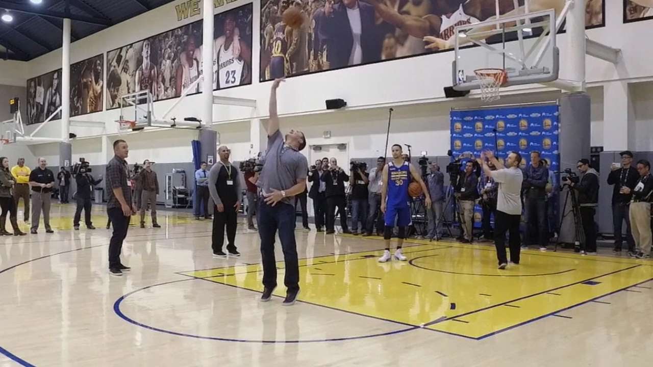 Angels take part in Warriors' practice - YouTube