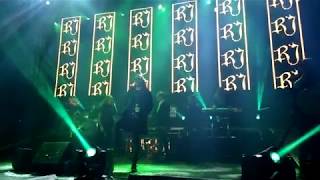Raskasta Joulua - Joulun rauhaa, Live