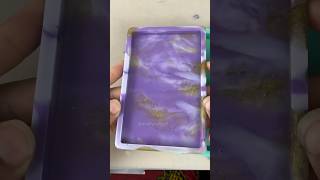 Purple and Gold Resin Tray #resin#resinart#diycrafts#diy#epoxyresin#resina#resinpour#resinartist