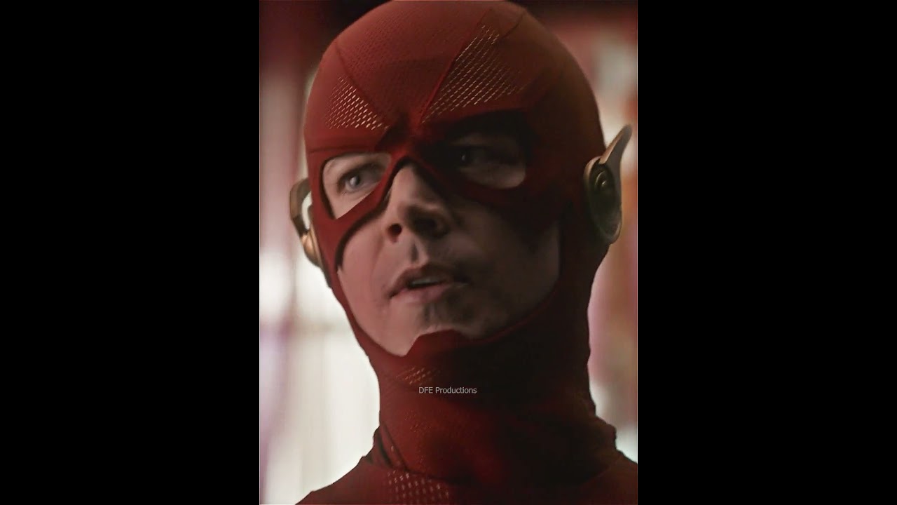 The Flash stops himself from saving his mom 