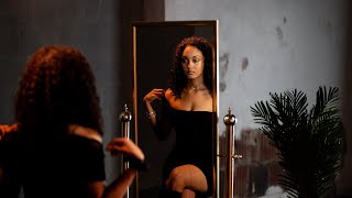 ren.y.c- on my page (Official Visualizer)