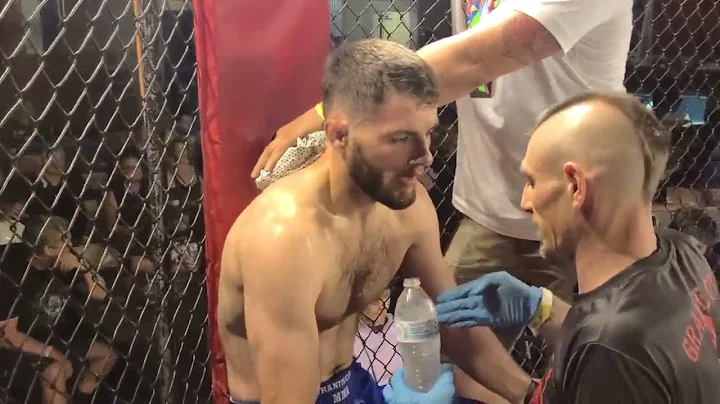 CHRIS VS LOGAN BATTLE IN BARRE 7