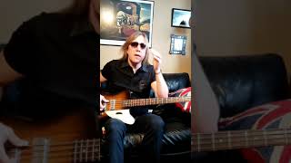 YYZ Rush bass breaks demonstrated