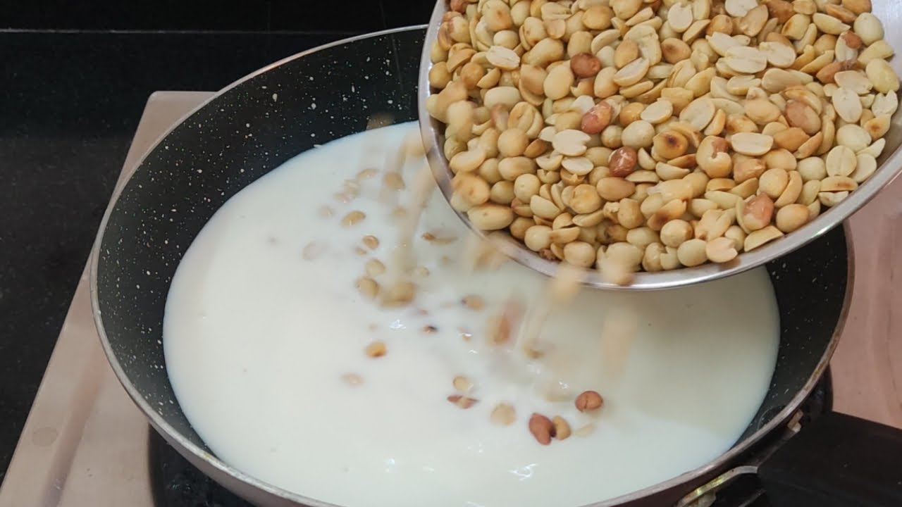 పాలు, పల్లీలతో హెల్దీగా రుచిగా ఇలా స్వీట్ చేసుకొండి ఇంట్లోవాళ్లందరికీ నచ్చుతుంది | Healthy Sweet