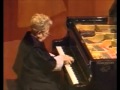 Alicia de Larrocha plays Granados - The Maiden and the Nightingale ("Goyescas") [live,2001]