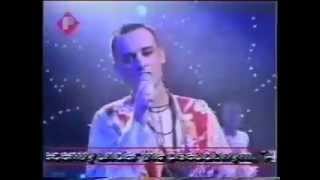 Boy George - One On One (Live Performance 1990)