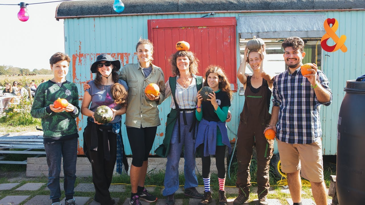 Stadsboer Andres Jara werkt aan een lokaal, regeneratief voedselsysteem voor iedereen
