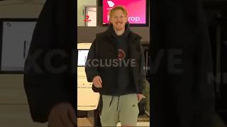 Melbourne&#39;s Clayton Oliver blasts journo at Melbourne Airport - 7 News  #afl #melbournefc #7news