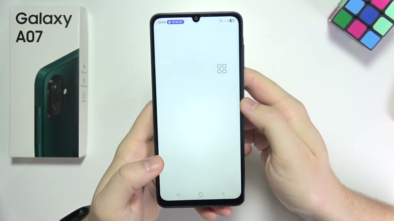 Does Samsung Galaxy A07 have Now Bar?