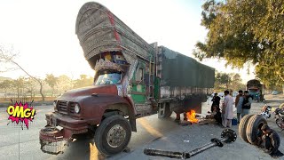 Overload Truck Axle Broken On The Road || Emergency Truck Axle Repairing