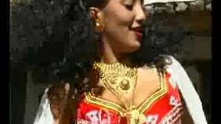 Video voorbeeld van "Helen pawlos  Sings / gotan hedmo/ Eritrean Traditional Song"