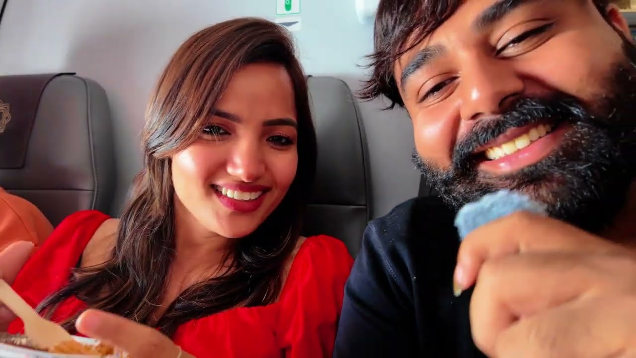 Hyderabad to Mumbai Flight with Siri Hanmanth & Shrihan | Airport Travel Vlog ✈️