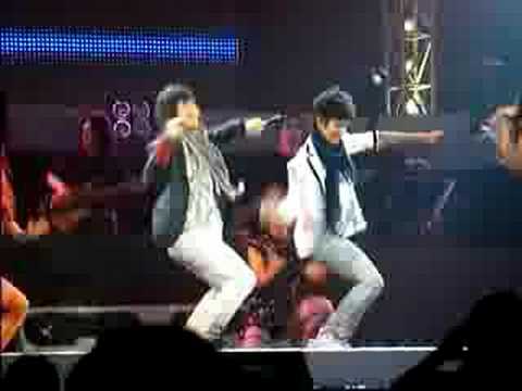 รอน-นัท The Journey of love concert