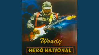 Video thumbnail of "Les Woody - Tople"