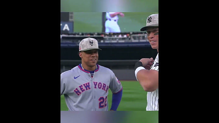 Former teammates Juan Soto and Aaron Judge share a few words 🤝