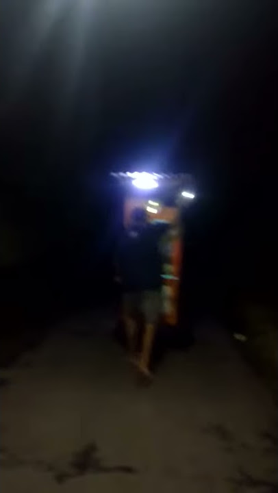 Bakul bakso kayaa raya..,jualan buat kedok doank demi cintanya...
