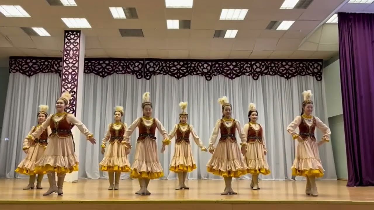 Би. “Шұғыла” би ансамблі. Қазақ биі - “Торғын дала”. №34МГ