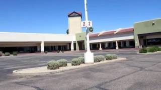 Details Abandoned Factory Outlet Mall. Casa Grande/Florence, AZ.. Sooo SAD!!! News