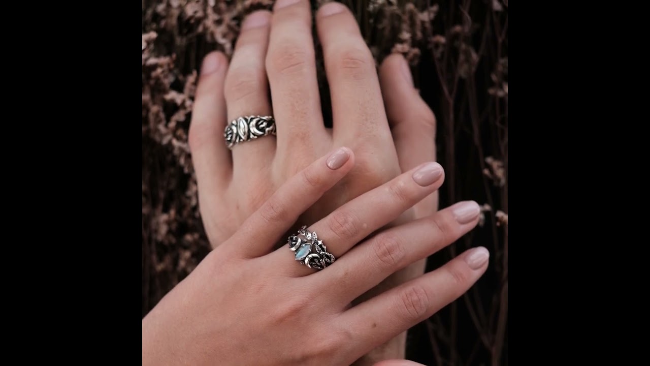 Wedding couple rings set "Soma" by BlackTreeLab