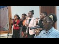 Ton amour me contraint - Sr Grace et le groupe de chants de Sion Tabernacle