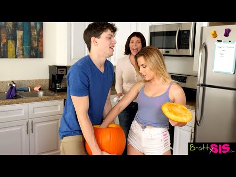 Aubrey Sinclair Brattysis red pumpkin