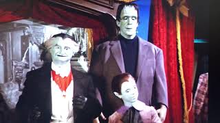 The Universal Monsters come to life on The Munsters’ Revenge Resimi