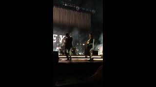 Arctic Monkeys - Do I Wanna Know? - Petersen Events Center, Pittsburgh