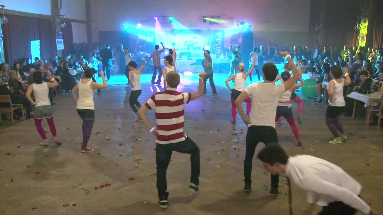 Nástup 8.E Gymnázia Čajkovského 2013