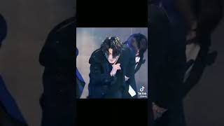 𝐡𝐨𝐧𝐞𝐬𝐭𝐥𝐲 𝐈 𝐥𝐢𝐯𝐞 𝐟𝐨𝐫 190811 𝐉𝐮𝐧𝐠𝐤𝐨𝐨𝐤