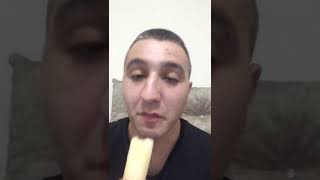 Evleneceksen gel Apaçi Mustafa muz ve tavuk-pilav yiyor
