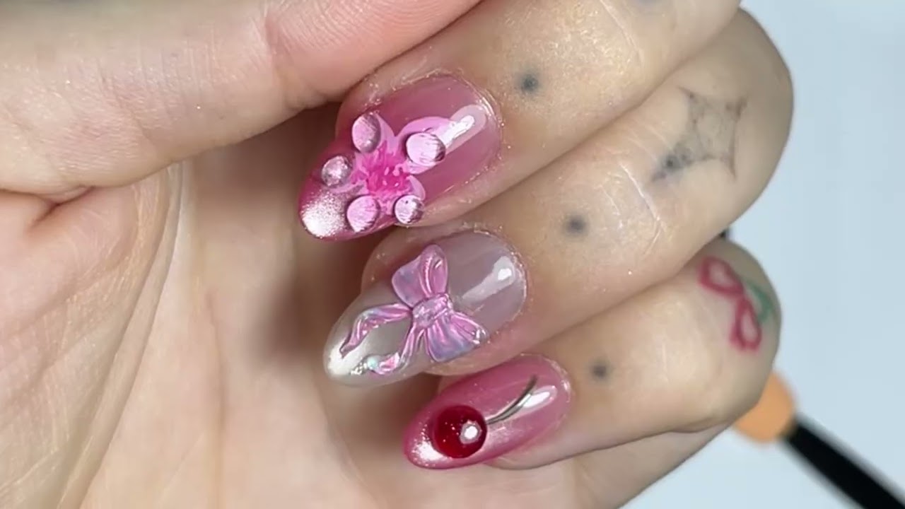 Cherry coquette nails🍒