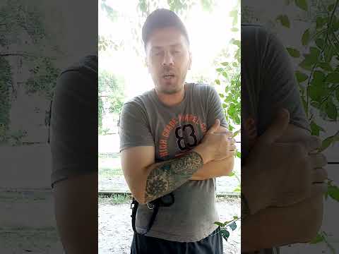 КАК СПАСТИСЬ ОТ ЖАРЫ СОВЕТ ОТ ВИТАЛЬКИ КРЫША ПОЕХАЛА #shorts