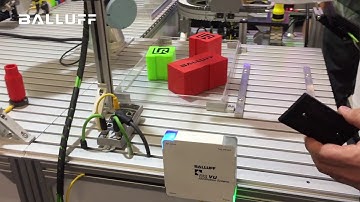 Vision and RFID for collaborative robots