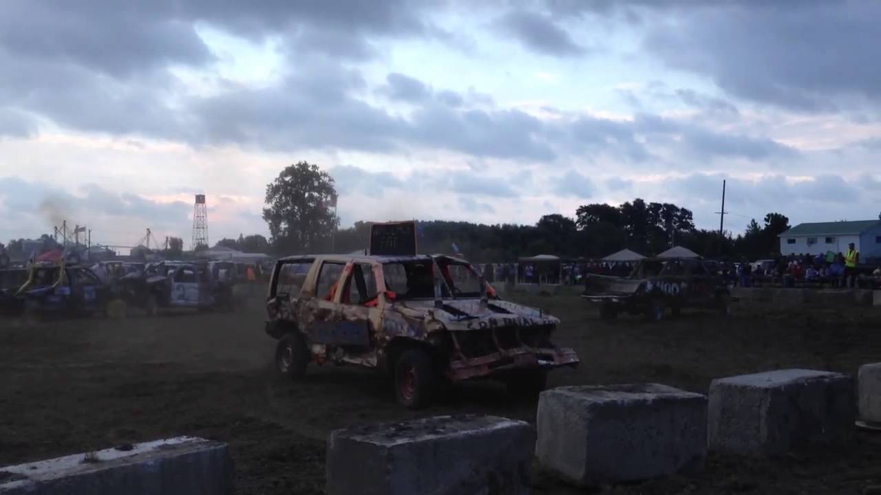 Dresden demolition derby 2013 pro modified trucks