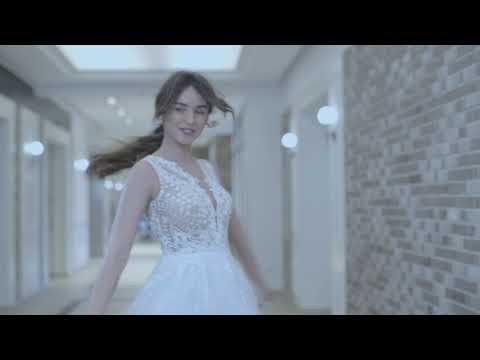 Wideo: Szykowne Style Sukien ślubnych
