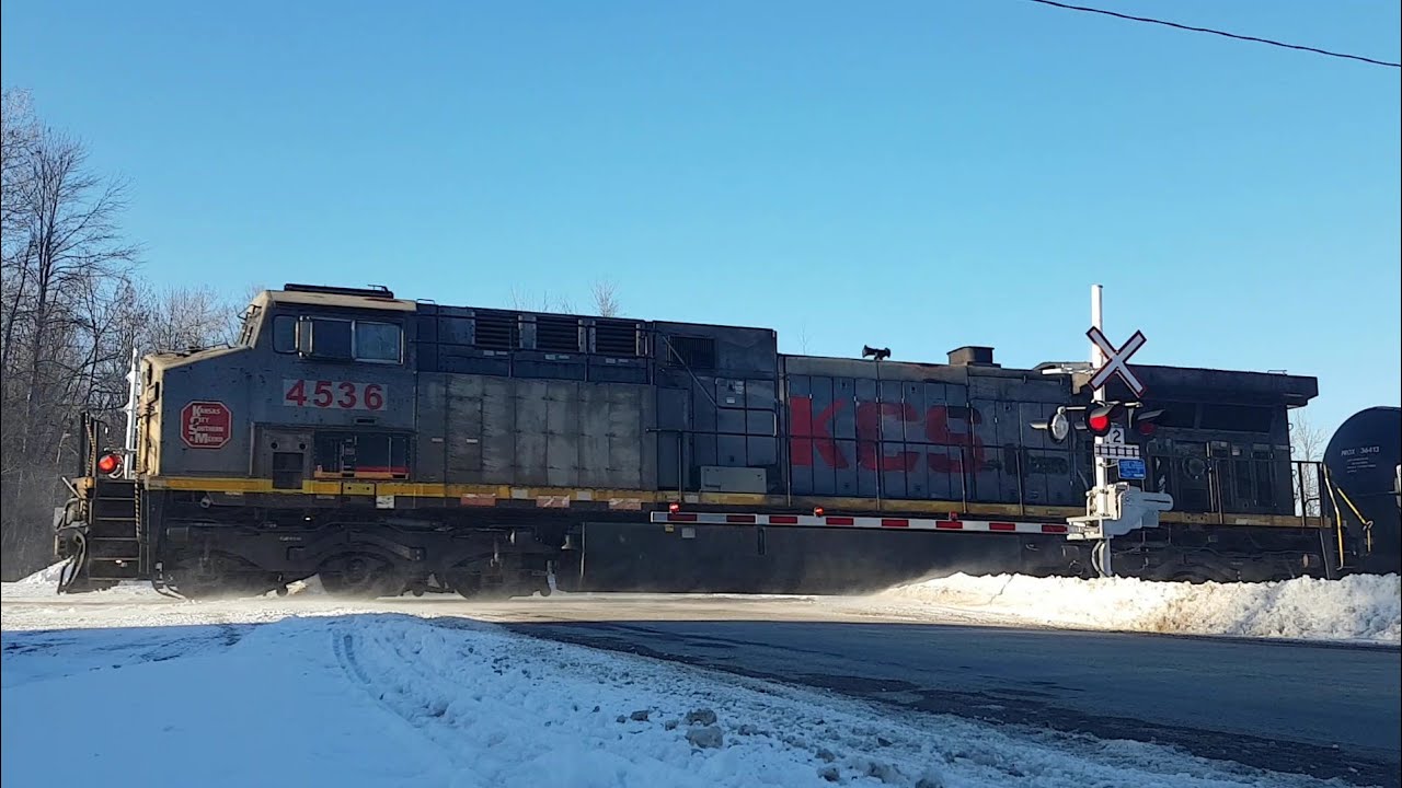 Canadian Pacific 132 eastbound at Bedell, Ontario. February 24, 2026.