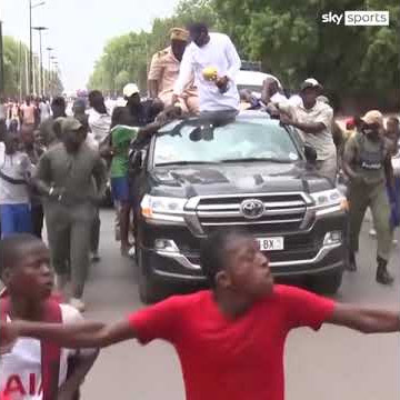 Sadio Mane playing football and parading the AFCON trophy in his hometown in Senegal 🇸🇳❤️