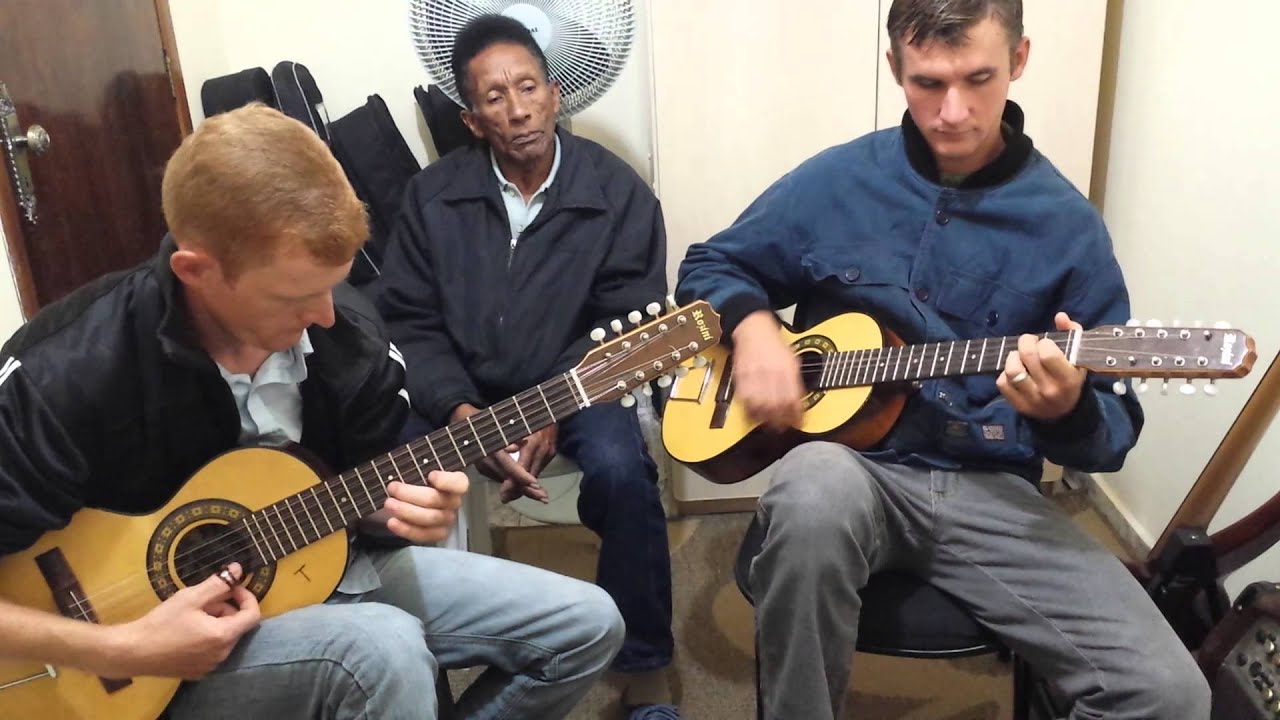 Hino: Grandioso És Tú, na Viola Caipira - Alunos da Escola de Música Paulo Santana