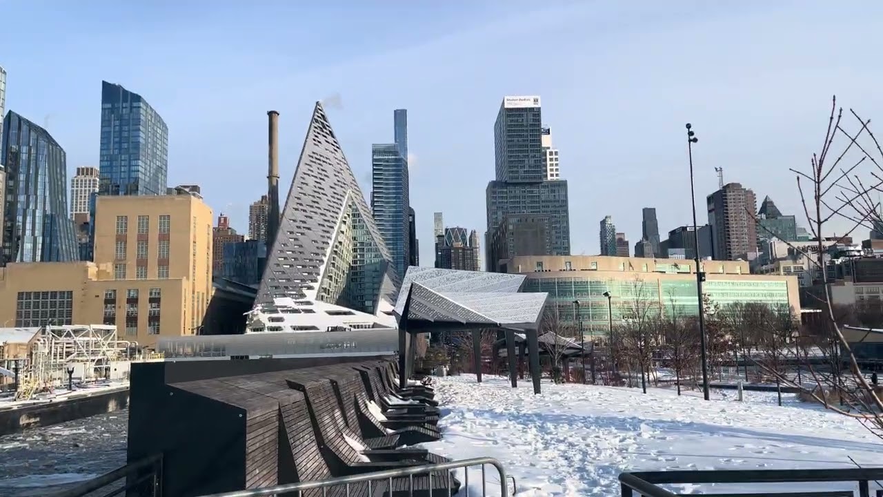Pier 97 |Hudson River Park New York In Winter Time |East River Frozen NYC|