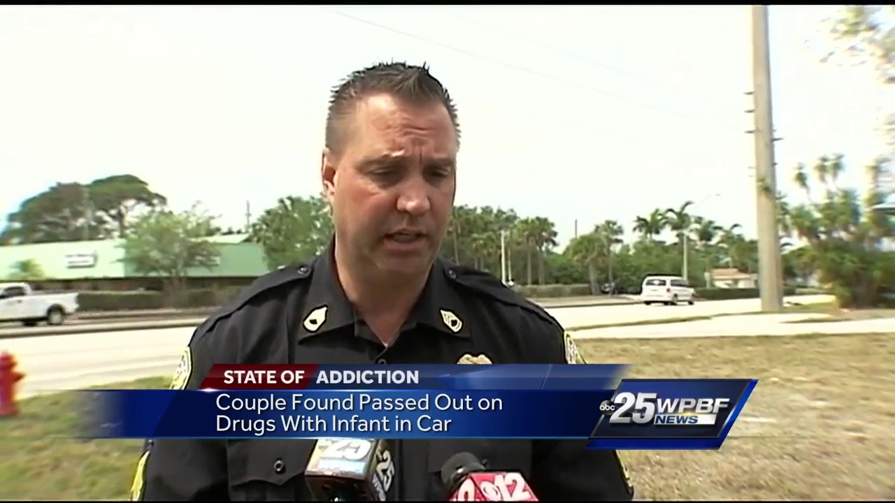 Couple found passed out on drugs with infant in car - YouTube