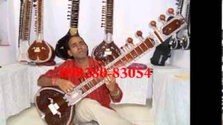 INSTRUMENTAL PLAYER IN HOTEL UDAIVILLAS LAKEPALACE CITY PALACE UDAIPUR 098280 83054 screenshot 5