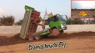 Construction 04 🚀🚜🚀 dump truck fly and puch the soil up 🚧 by bulldozer with dump truck working