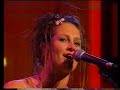 Walk a Country Mile  Slim Dusty, Troy Cassar Daley and Kasey Chambers