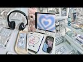 Clean &amp; organize my desk with me! (aesthetic desk decor, stationery and more) 💙☁️