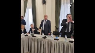 გინება და დაპირისპირება პარლამენტში