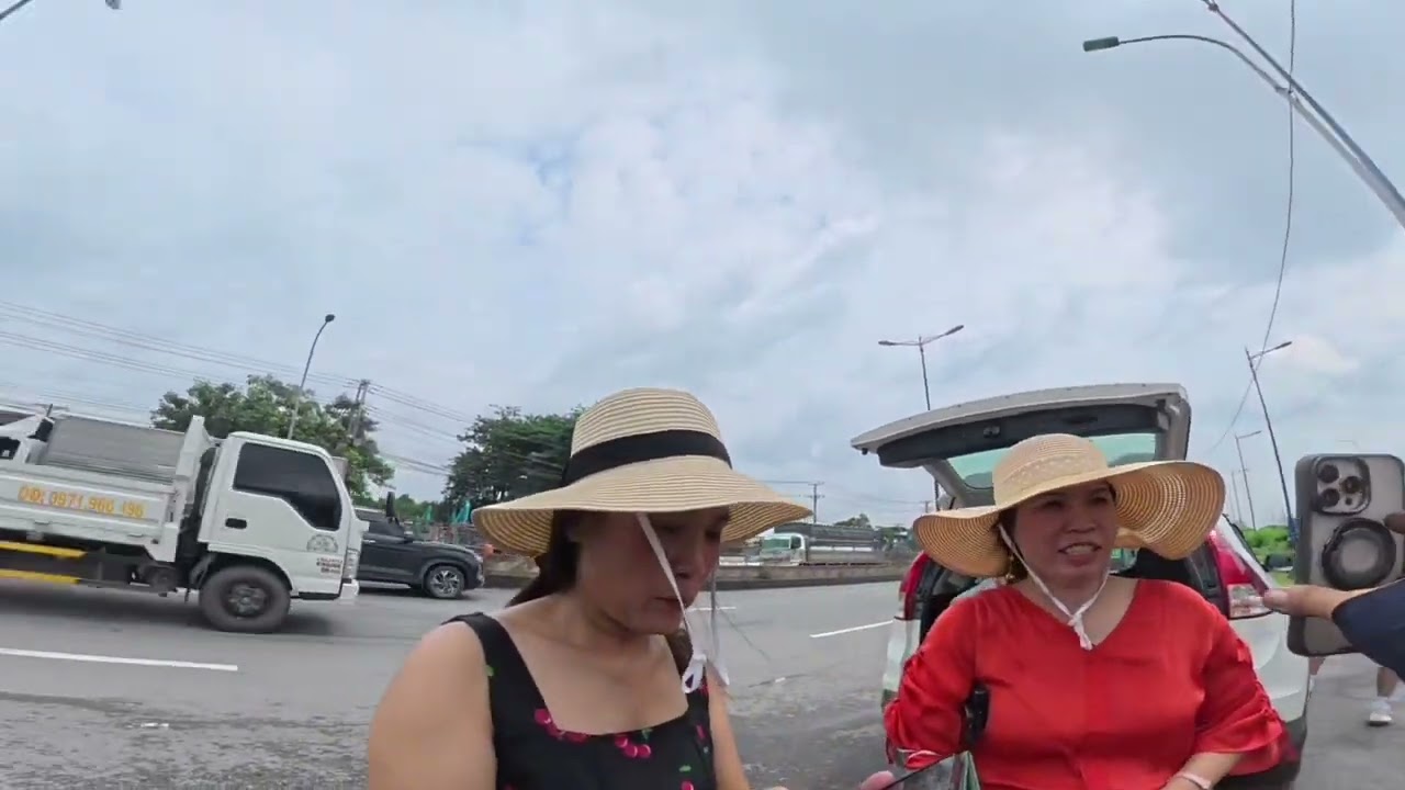 Chúc tất cả 5 người vui vẻ thượng lộ bình an nhé ❤️