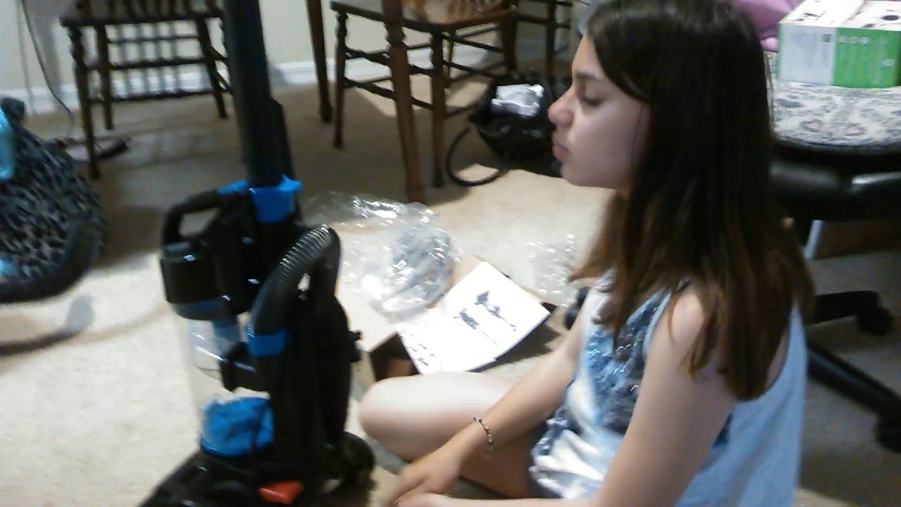 BISSELL VACUUM POWERFORCE REVIEW YouTube