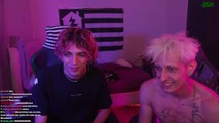 Hacky Ιστοριες Με Hayate Red Dragon Πινει Glowstick