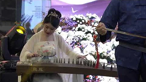 青花瓷 Qing Hua Ci - 星辰乐队 Xing Chen Oriental Band - DayDayNews